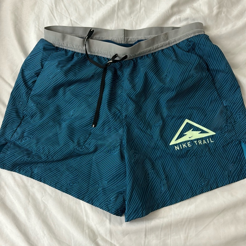 Nike trail shorts 5”